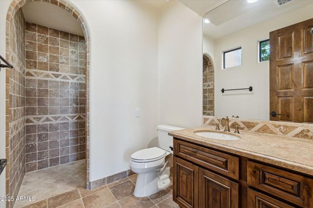 11212 E AJAVE Drive, Scottsdale, AZ 85262