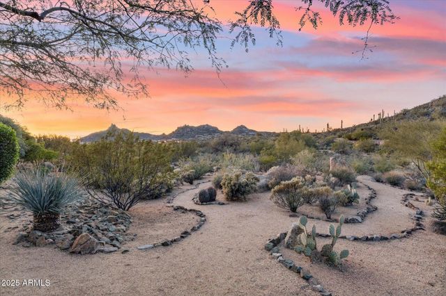 11212 E AJAVE Drive, Scottsdale, AZ 85262