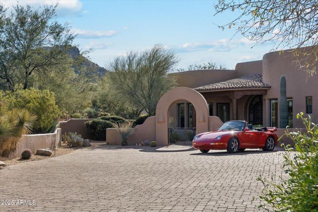 11212 E AJAVE Drive, Scottsdale, AZ 85262