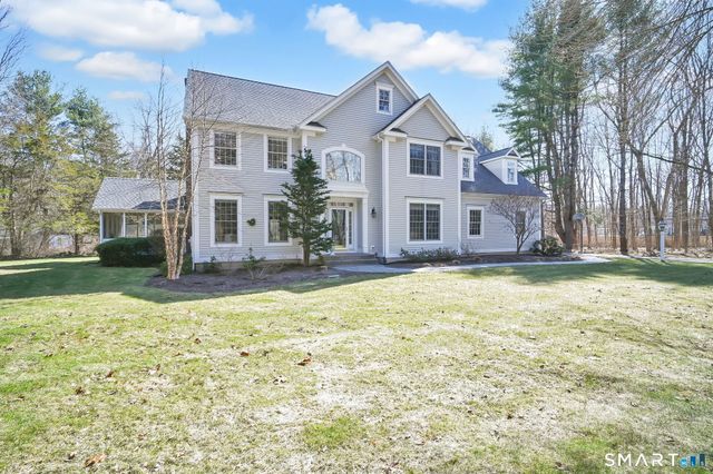 10 Old Meadow Way, Simsbury, CT 06089