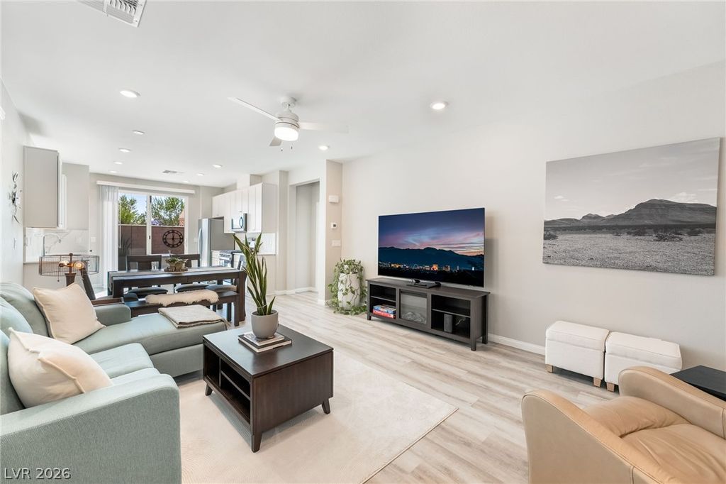 8327 Carmentis Avenue, Las Vegas, NV 89178 — photo 4