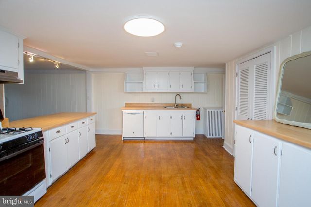 67 FERRY STREET, Lambertville, NJ 08530