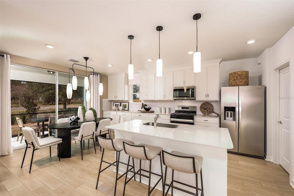 Image 3 of property listing at 9837 TRELLIS VINE WAY, Parrish, FL 34219