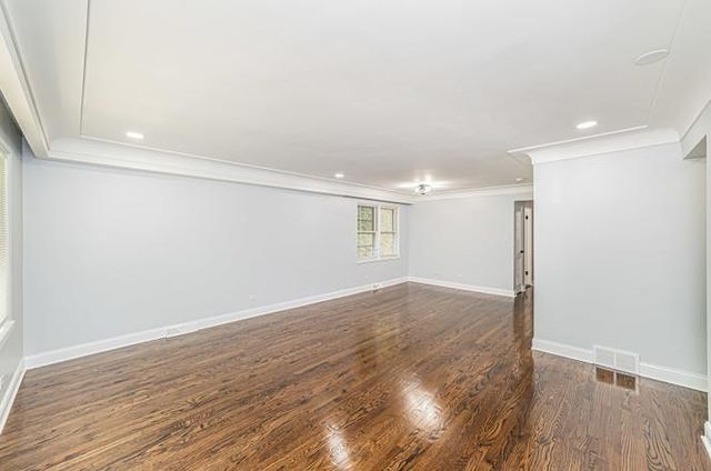 7530 N Oakley Avenue 2, Chicago, IL 60645
