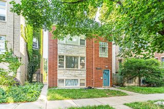 7530 N Oakley Avenue 2, Chicago, IL 60645