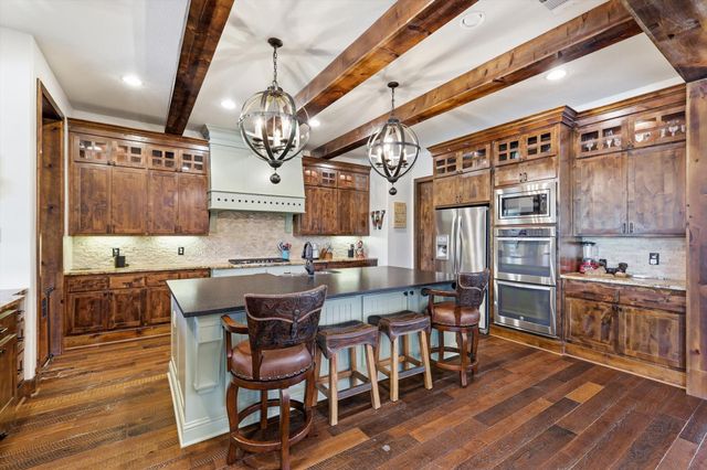 9112 Sirius Lane, Godley, TX 76044