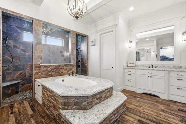 9112 Sirius Lane, Godley, TX 76044