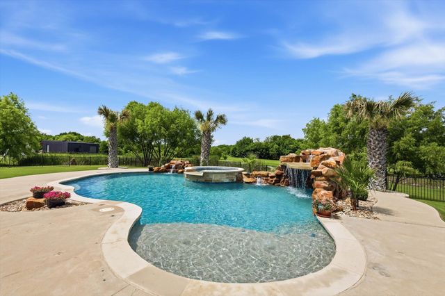 9112 Sirius Lane, Godley, TX 76044