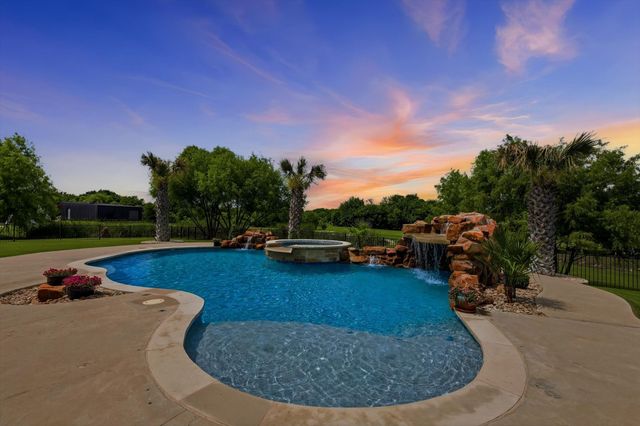 9112 Sirius Lane, Godley, TX 76044