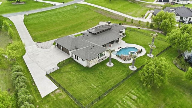 9112 Sirius Lane, Godley, TX 76044