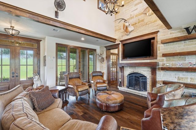 9112 Sirius Lane, Godley, TX 76044