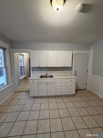 256 Center Street 1, West Haven, CT 06516