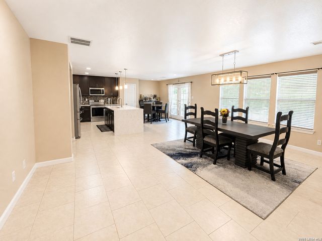 21810 Broken Elm, San Antonio, TX 78259