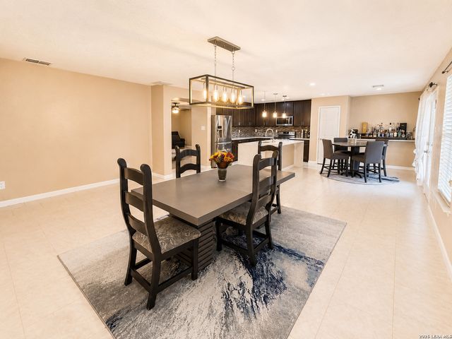 21810 Broken Elm, San Antonio, TX 78259
