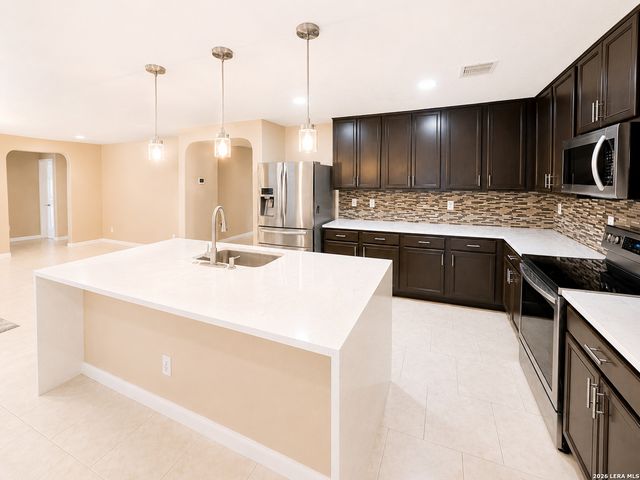 21810 Broken Elm, San Antonio, TX 78259