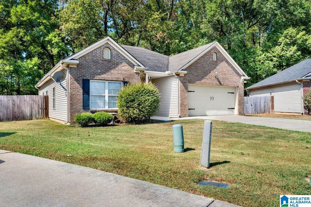 951 MERIWEATHER DRIVE, Calera, AL 35040