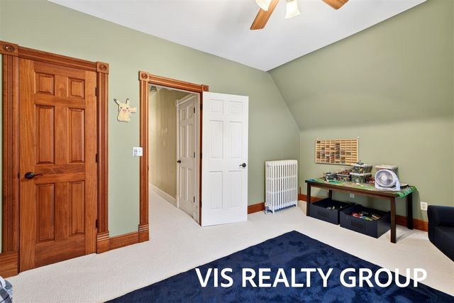 223 E Savidge Street, Spring Lake, MI 49456