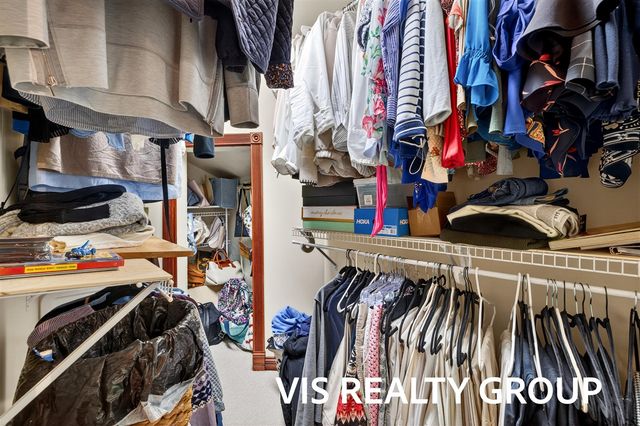 223 E Savidge Street, Spring Lake, MI 49456