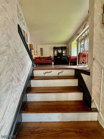 102 Georgia St, Clark Twp., NJ 07066