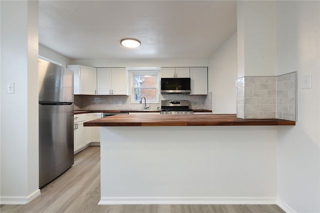 7841 Mark Dr, Verona, PA 15147