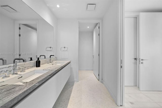 700 NE 26th Ter 4906, Miami, FL 33137