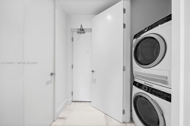 700 NE 26th Ter 4906, Miami, FL 33137