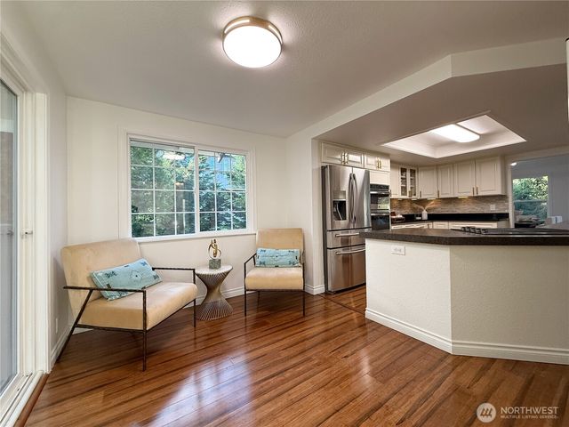 2009 N 154th Place, Shoreline, WA 98133