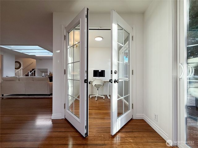 2009 N 154th Place, Shoreline, WA 98133