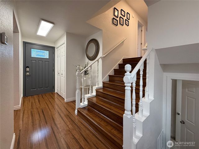 2009 N 154th Place, Shoreline, WA 98133