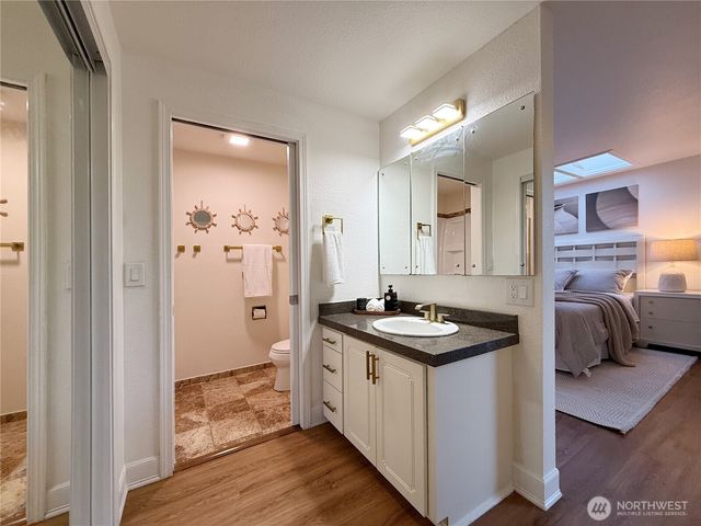 2009 N 154th Place, Shoreline, WA 98133