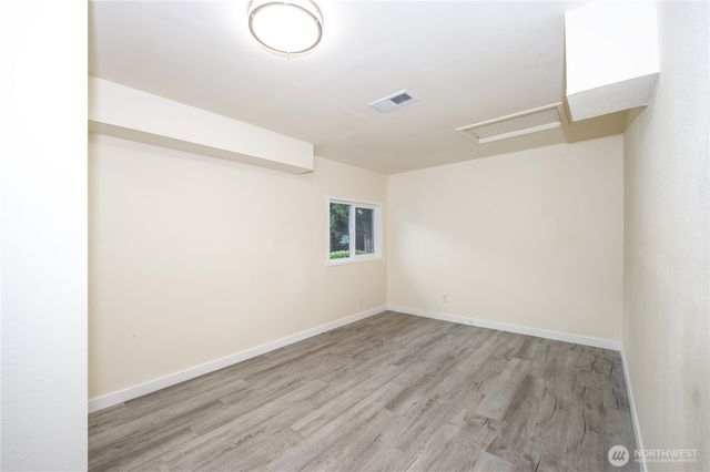 2009 N 154th Place, Shoreline, WA 98133