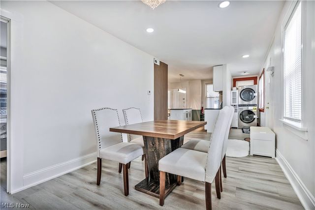 3024 Vega Avenue, Cleveland, OH 44113