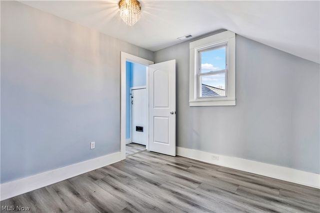 3024 Vega Avenue, Cleveland, OH 44113