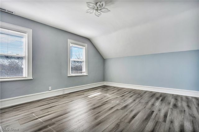 3024 Vega Avenue, Cleveland, OH 44113