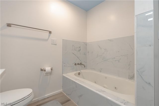 3024 Vega Avenue, Cleveland, OH 44113