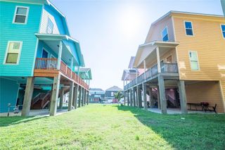 913 Moody Avenue, Galveston, TX 77550