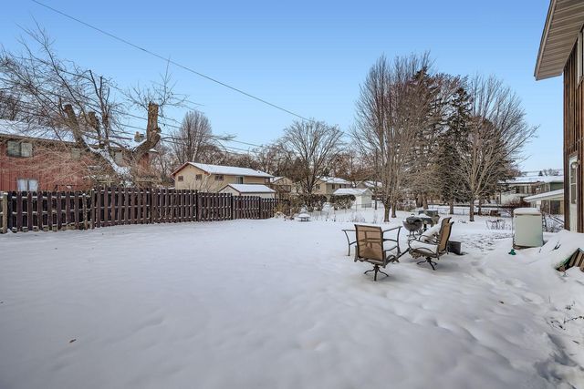 1745 Duluth Street, Maplewood, MN 55109