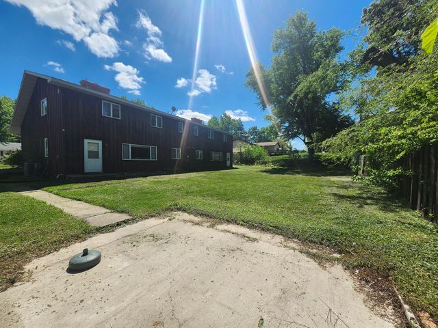 1745 Duluth Street, Maplewood, MN 55109