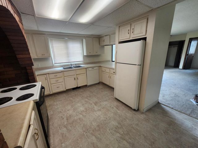 1745 Duluth Street, Maplewood, MN 55109