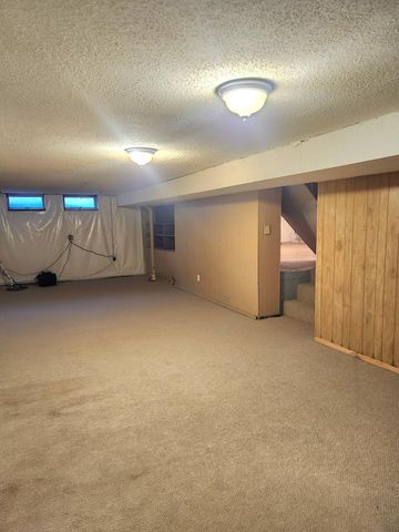 1745 Duluth Street, Maplewood, MN 55109