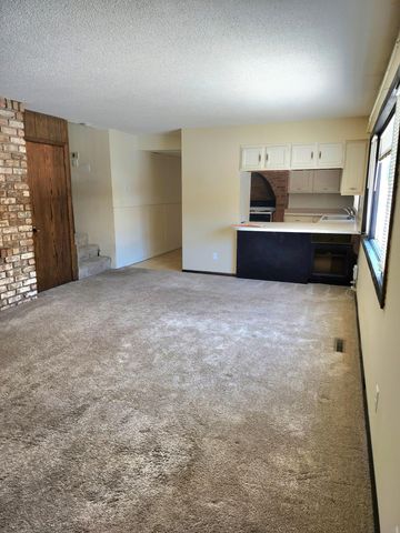 1745 Duluth Street, Maplewood, MN 55109