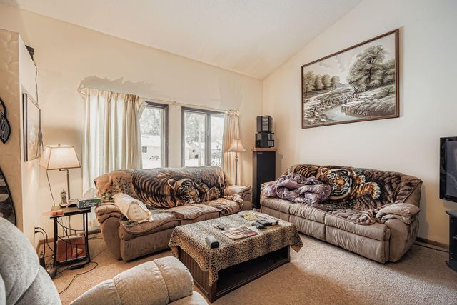 1745 Duluth Street, Maplewood, MN 55109