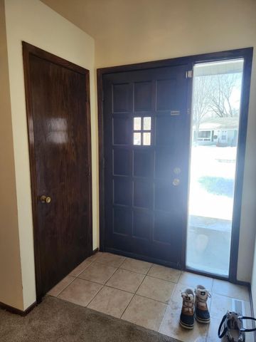 1745 Duluth Street, Maplewood, MN 55109