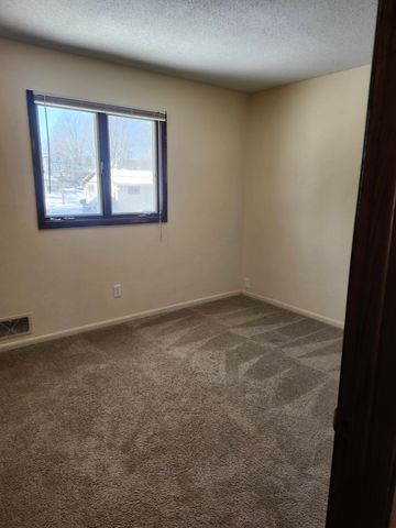 1745 Duluth Street, Maplewood, MN 55109