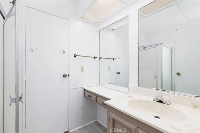 881 N Lake North 301, Hemet, CA 92544