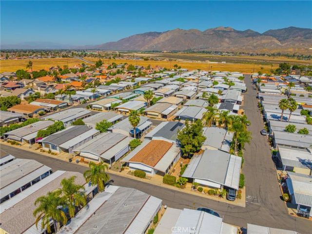 881 N Lake North 301, Hemet, CA 92544