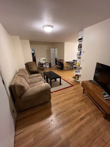 290 Commonwealth Ave A, Boston, MA 02115