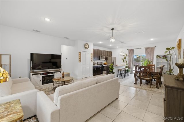 15943 SW 53rd Court, Ocala, FL 34473