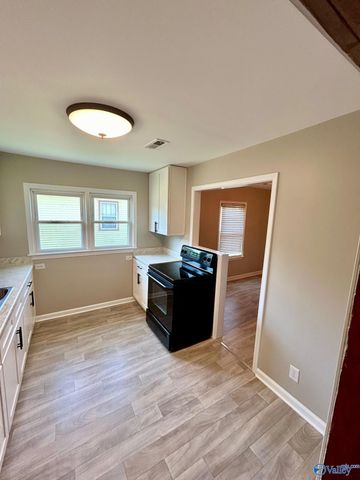 4718 Meridian Street, Huntsville, AL 35811