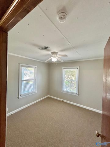 4718 Meridian Street, Huntsville, AL 35811